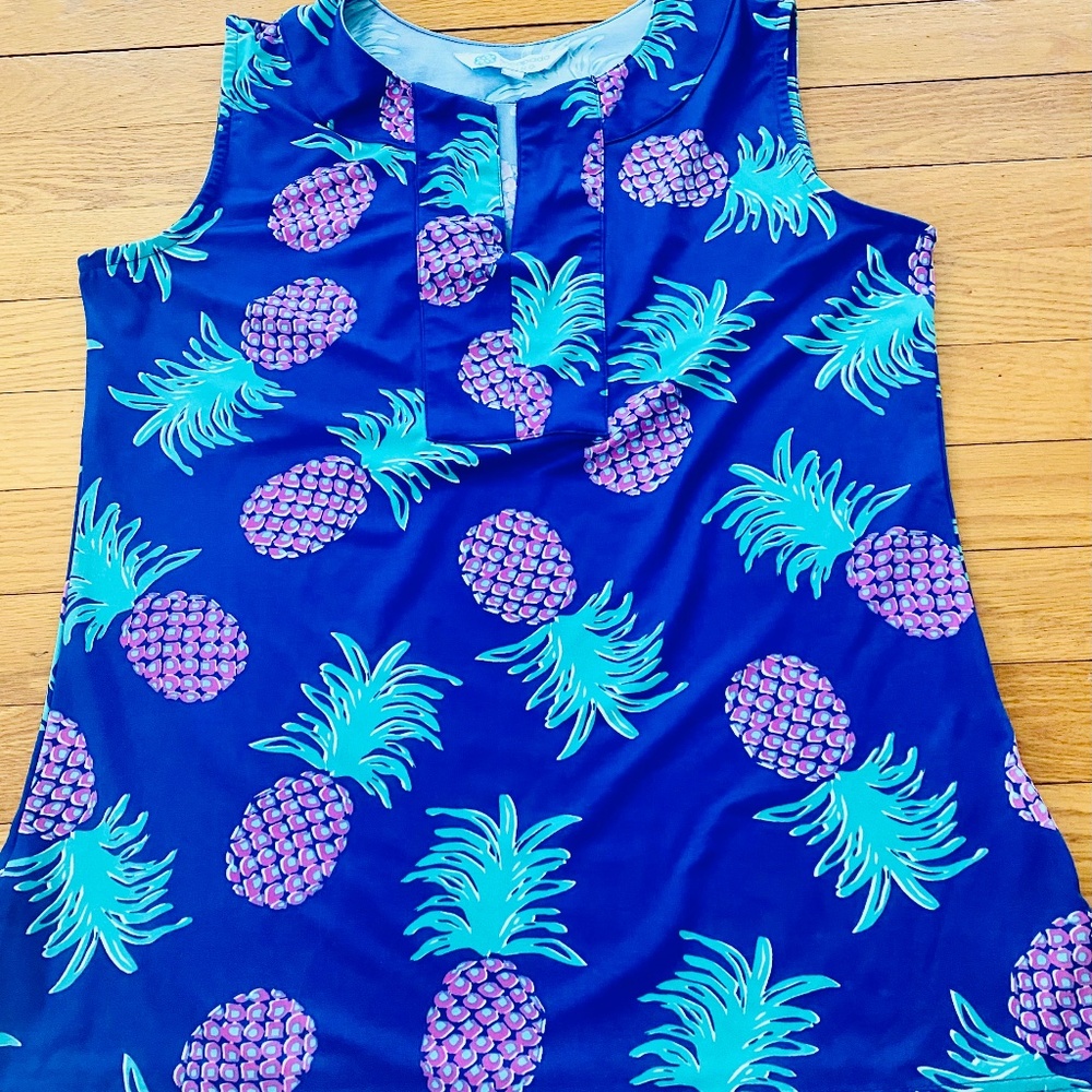 Escapada Living sleeveless top, size small